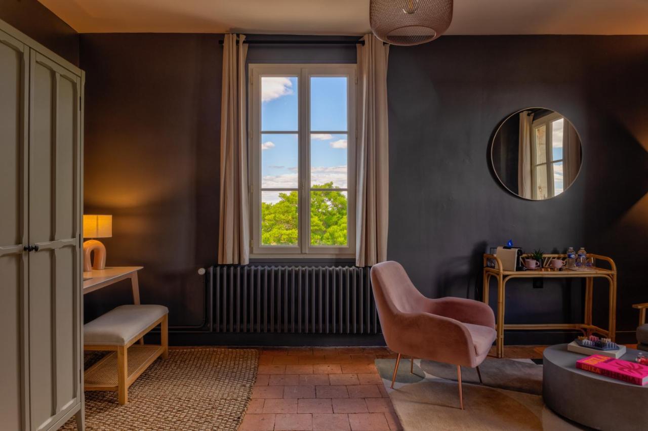Casa Mila & Spa - Maison D'Hotes Raffinee Vue Loire, Spa & Piscine Saint-Mathurin  المظهر الخارجي الصورة
