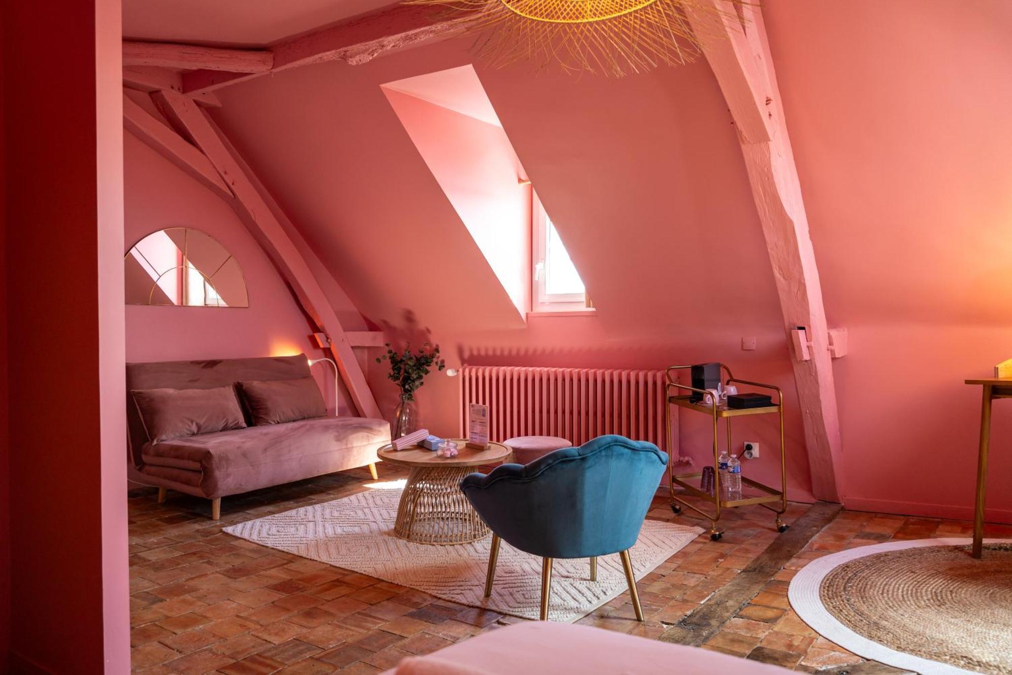 Casa Mila & Spa - Maison D'Hotes Raffinee Vue Loire, Spa & Piscine Saint-Mathurin  المظهر الخارجي الصورة