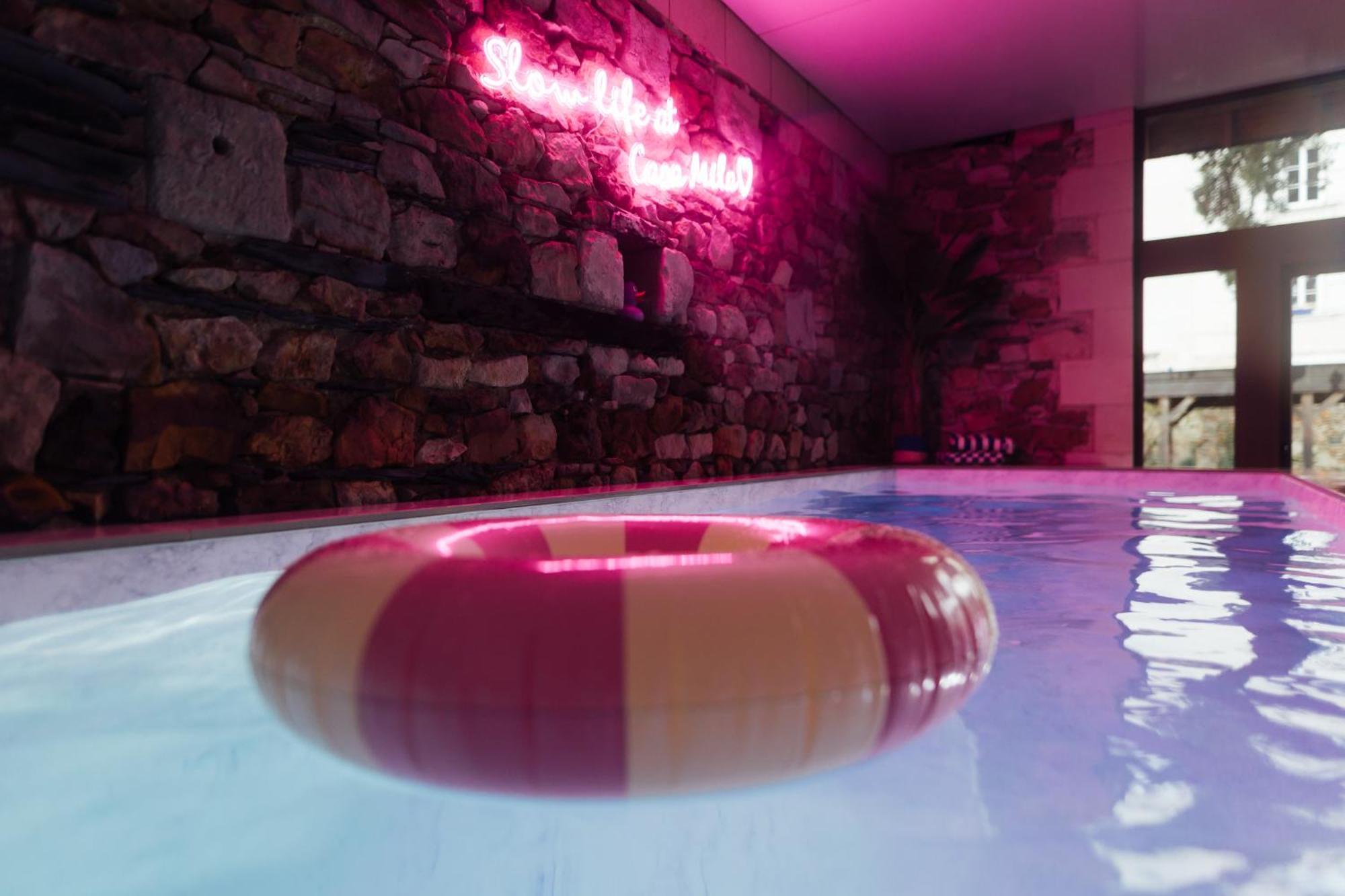 Casa Mila & Spa - Maison D'Hotes Raffinee Vue Loire, Spa & Piscine Saint-Mathurin  المظهر الخارجي الصورة